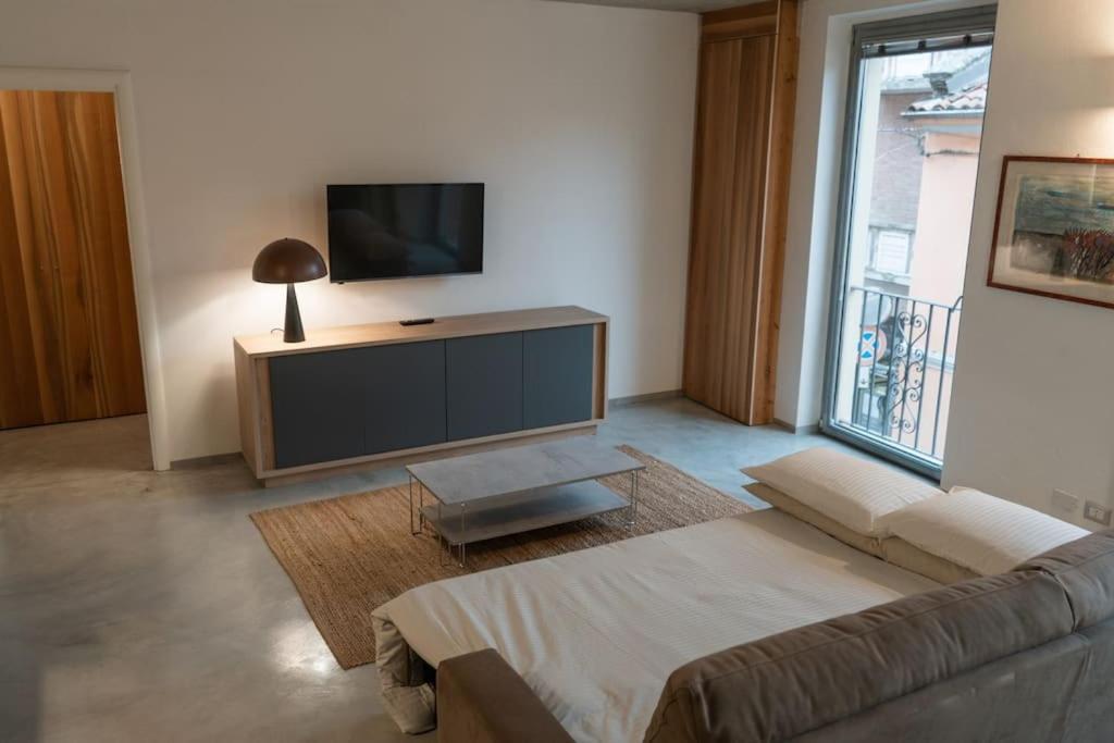Centro Storico Recinto Dei Nobili 1 - Private Parking Apartment Asti Exterior photo